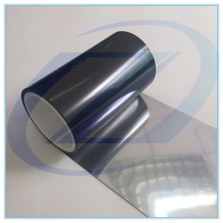 在上海举行的第二十五届中国国际工业博览会上