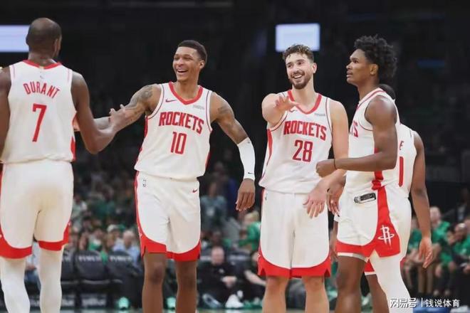 火箭季后赛迎战湖人 乌度卡灵活阵容成关键
