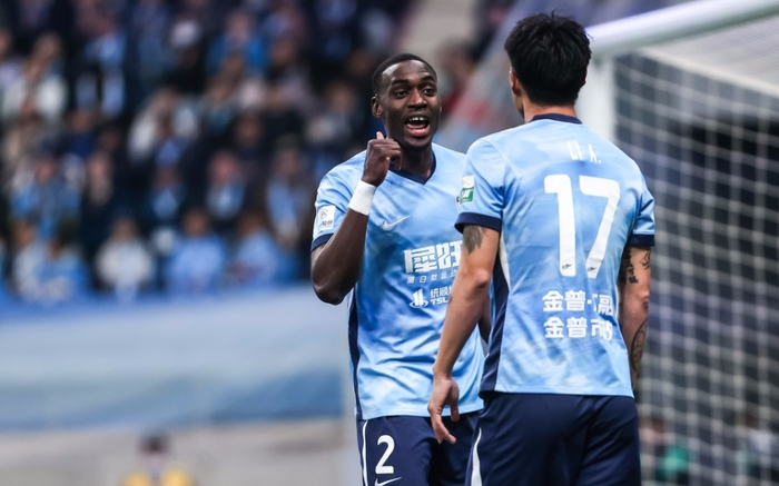 中超第6轮战报：蓉城三连胜领跑，申花扣分仍居